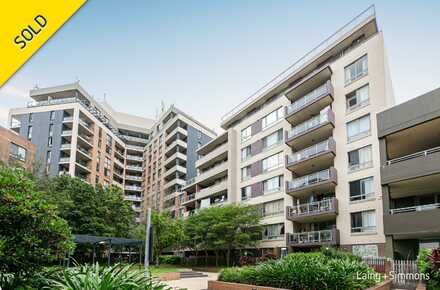 3324@57-59 Queen St - Front.jpg