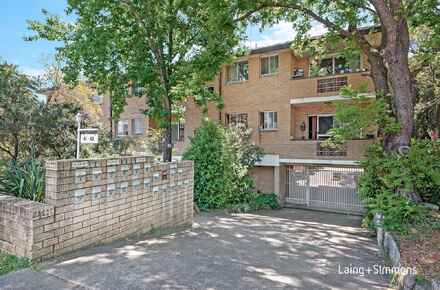 6@41-43 Calliope St - Front.jpg