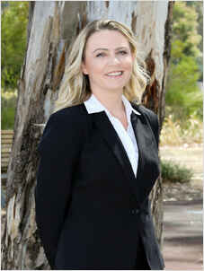 Amanda Dawson Amanda Dawson