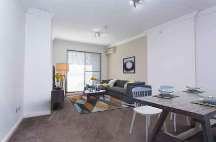 108@31 Hassall St - dining.jpg 108@31 Hassall St - dining.jpg