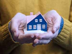A-few-simple-touches-will-have-your-home-looking-top-notch-in-no-time-_157_6060438_0_14112772_1000.jpg A-few-simple-touches-will-have-your-home-looking-top-notch-in-no-time-_157_6060438_0_14112772_1000.jpg